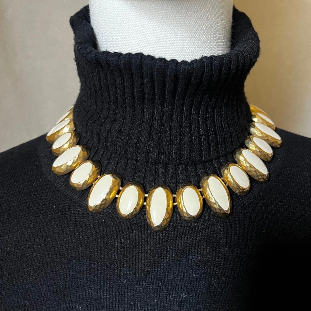 Vintage Hammered Gold Tone Cream Cabochon Statement Collar Necklace